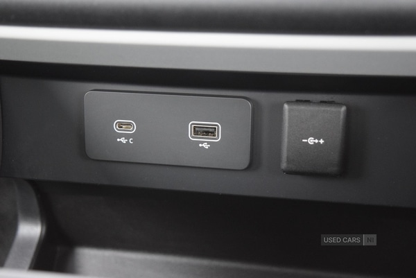 Used Land Rover Defender 2023 for sale - 77840197: Photo 25