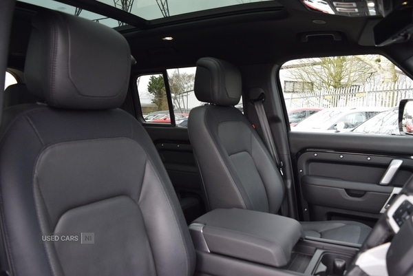 Used Land Rover Defender 2023 for sale - 77840197: Photo 27