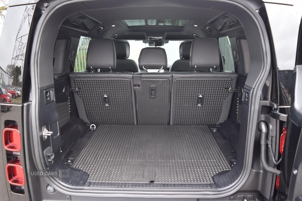 Used Land Rover Defender 2023 for sale - 77840197: Photo 29