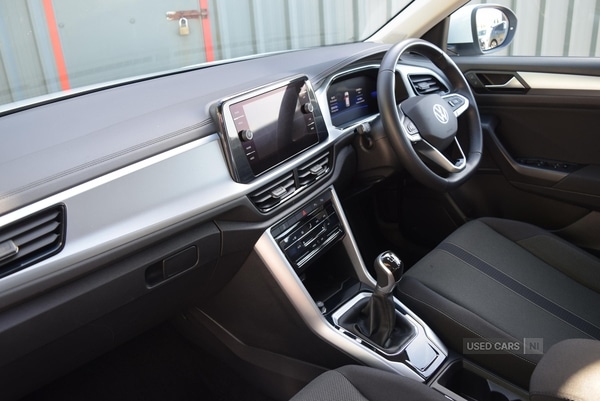 Used Volkswagen T-Roc 2022 for sale - 76201486: Photo 11