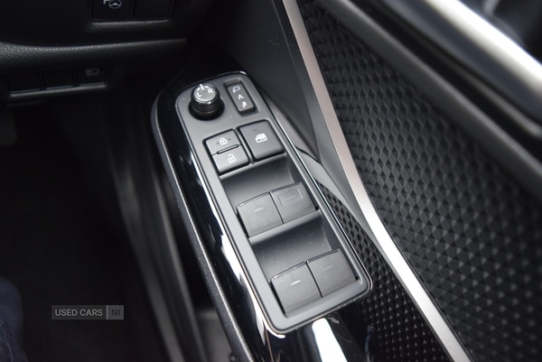 Used Toyota C-HR 2023 for sale - 76646407: Photo 31