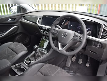 Used Vauxhall Grandland 2024 for sale - 76410112: Photo