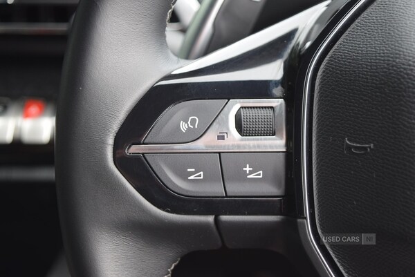 Used Peugeot 5008 2023 for sale - 76528420: Photo 15