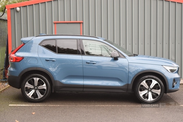 Used Volvo XC40 2023 for sale - 76772505: Photo 2