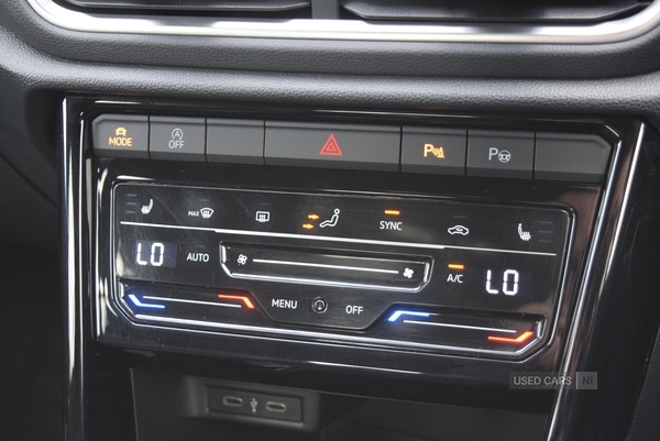 Used Volkswagen T-Roc 2022 for sale - 77102284: Photo 24