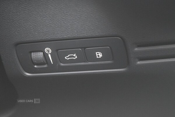 Used Volvo XC40 2023 for sale - 76308735: Photo 29