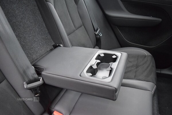 Used Volvo XC40 2023 for sale - 76308735: Photo 33