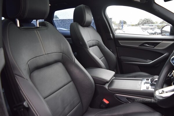 Used Jaguar F-Pace 2021 for sale - 76308729: Photo 31