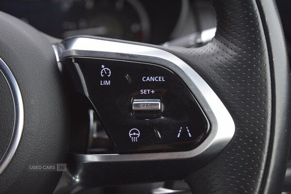 Used Jaguar E-Pace 2021 for sale - 76646718: Photo 16