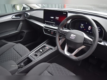 Used SEAT Leon 2025 for sale - 77102209: Photo