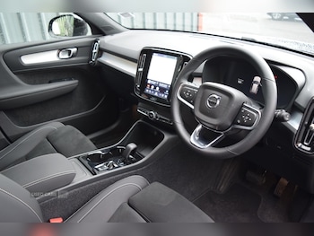 Used Volvo XC40 2026 for sale - 78959267: Photo