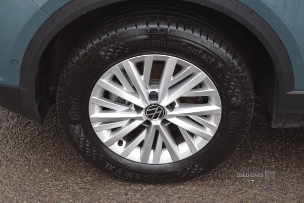 Used Volkswagen T-Roc 2023 for sale - 77525403: Photo 34