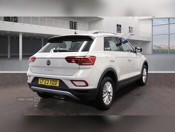 Used Volkswagen T-Roc 2023 for sale - 76803090: Photo