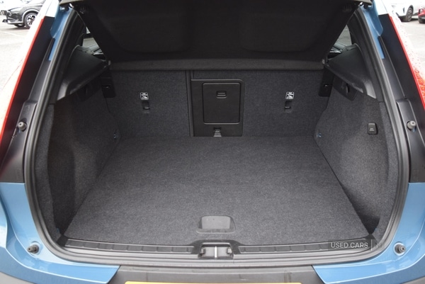 Used Volvo XC40 2023 for sale - 77021720: Photo 35