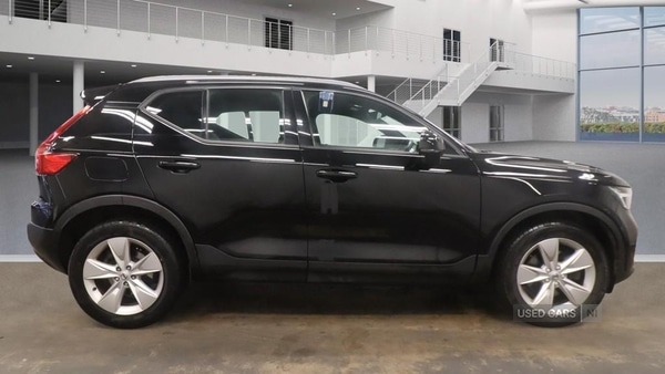 Used Volvo XC40 2022 for sale - 77017725: Photo 2