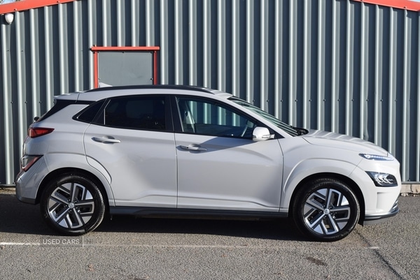 Used Hyundai KONA 2023 for sale - 76802614: Photo 2