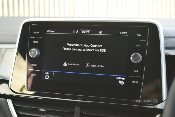 Used Volkswagen T-Roc 2024 for sale - 76787532: Photo 23