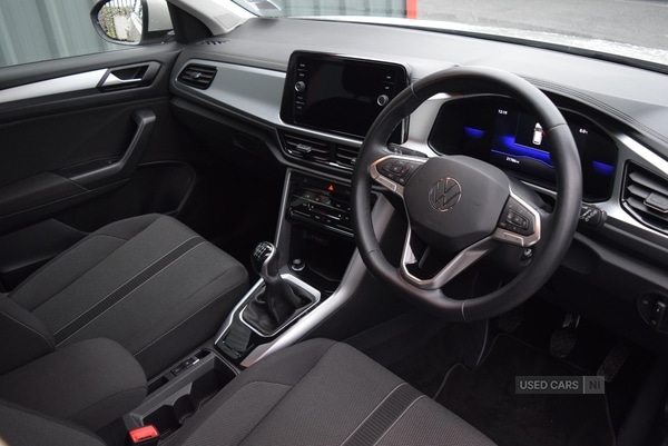 Used Volkswagen T-Roc 2023 for sale - 77192424: Photo 3