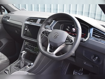 Used Volkswagen Tiguan 2023 for sale - 76802751: Photo