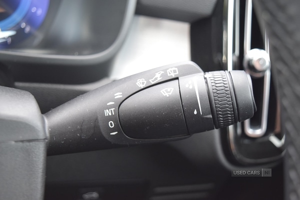 Used Volvo XC40 2023 for sale - 76153393: Photo 18