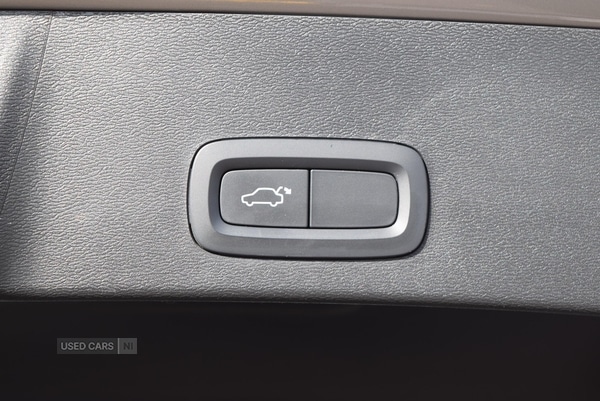 Used Volvo XC40 2023 for sale - 76153393: Photo 35