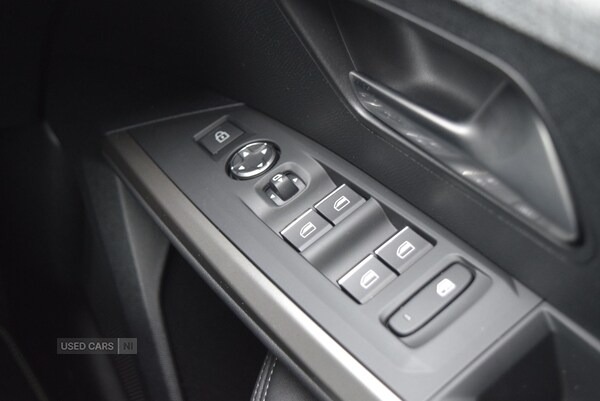 Used Peugeot 5008 2025 for sale - 77192517: Photo 32