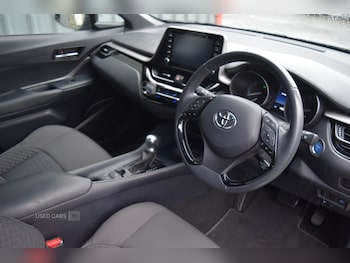 Used Toyota C-HR 2023 for sale - 77785211: Photo