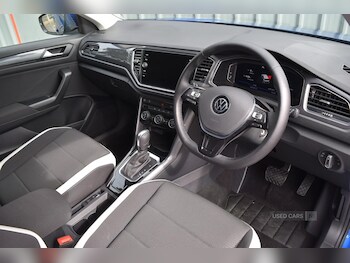 Used Volkswagen T-Roc 2021 for sale - 76585875: Photo