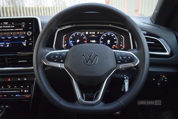 Used Volkswagen T-Roc 2024 for sale - 76998113: Photo 14