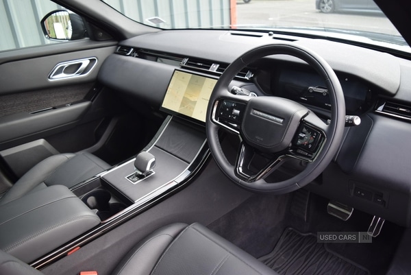 Used Land Rover Range Rover Velar 2024 for sale - 76690152: Photo 3