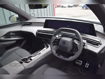 Used Peugeot 5008 2025 for sale - 76409825: Photo