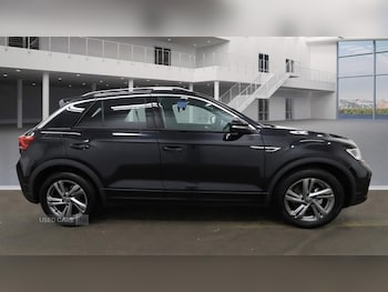 Used Volkswagen T-Roc 2024 for sale - 76441583: Photo