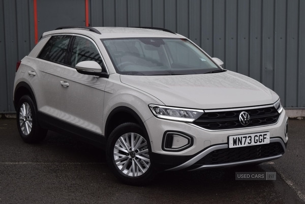 Used Volkswagen T-Roc 2023 for sale - 76729566: Photo 1