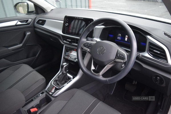 Used Volkswagen T-Roc 2023 for sale - 76729566: Photo 3