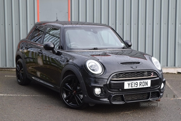 Used MINI Hatch 2019 for sale - 78128465: Photo 1