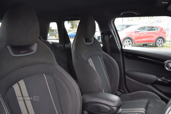 Used MINI Hatch 2019 for sale - 78128465: Photo 32