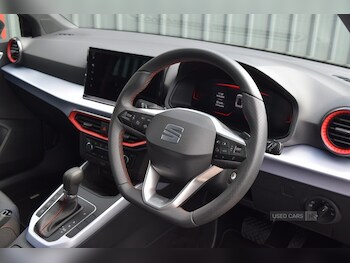 Used SEAT Arona 2025 for sale - 75450502: Photo