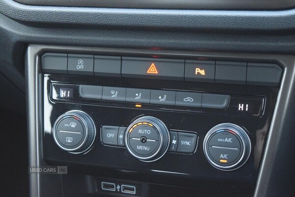 Used Volkswagen T-Roc 2018 for sale - 77204658: Photo 22