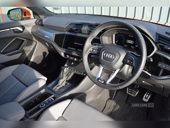 Used Audi Q3 2023 for sale - 76123215: Photo