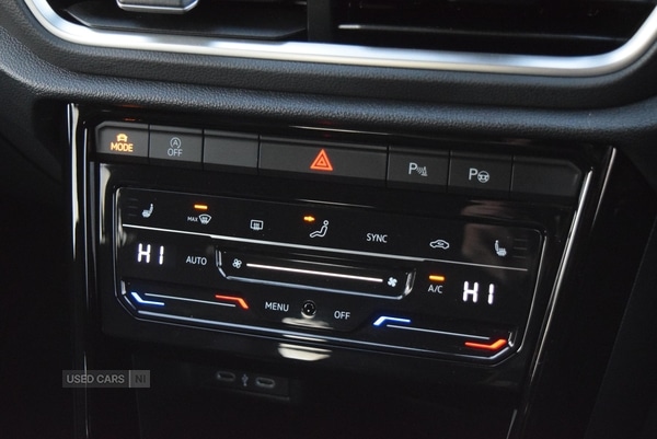 Used Volkswagen T-Roc 2024 for sale - 76802550: Photo 25