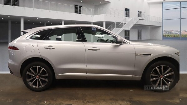 Used Jaguar F-Pace 2023 for sale - 78020926: Photo 2