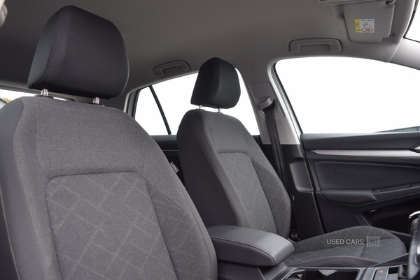 Used Volkswagen Golf 2022 for sale - 76410132: Photo 32