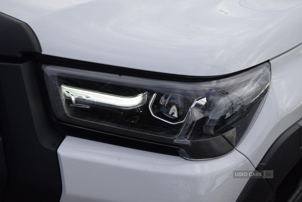 Used Toyota Hilux 2023 for sale - 77102130: Photo 10