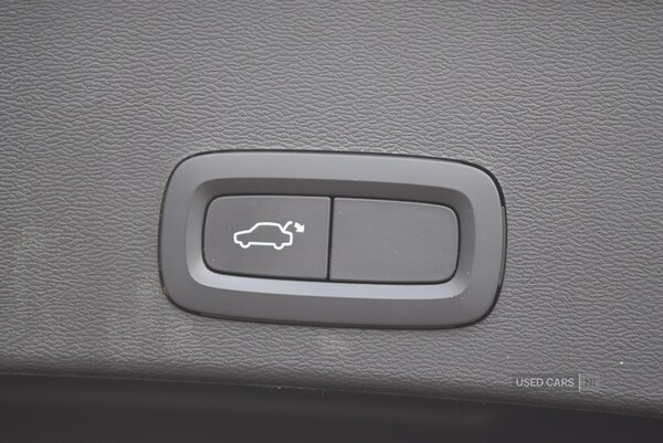 Used Volvo XC40 2022 for sale - 76308644: Photo 37