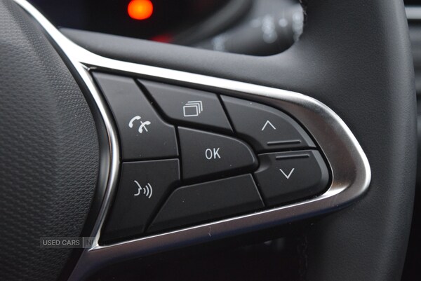 Used Renault Clio 2025 for sale - 77372125: Photo 16