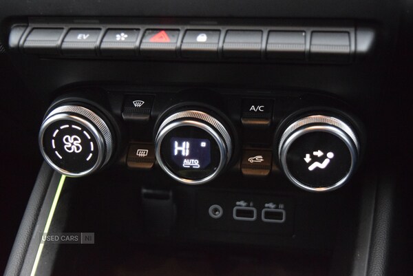 Used Renault Clio 2025 for sale - 77372125: Photo 27