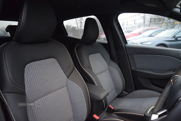 Used Renault Clio 2025 for sale - 77372125: Photo 32