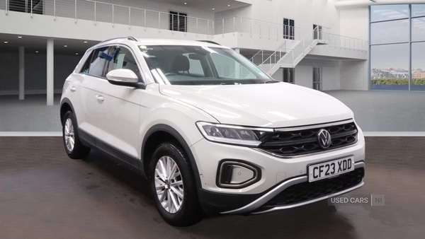 Used Volkswagen T-Roc 2023 for sale - 76667766: Photo 1