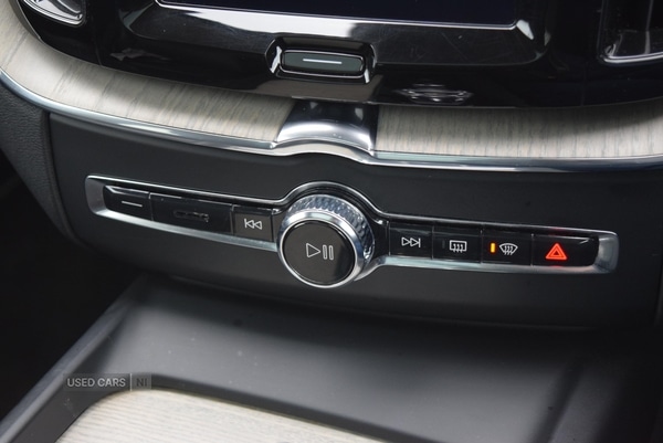 Used Volvo XC60 2021 for sale - 77613520: Photo 25