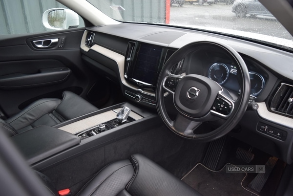 Used Volvo XC60 2021 for sale - 77613520: Photo 3